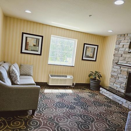 Cobblestone Inn & Suites - Bloomfield Exteriör bild