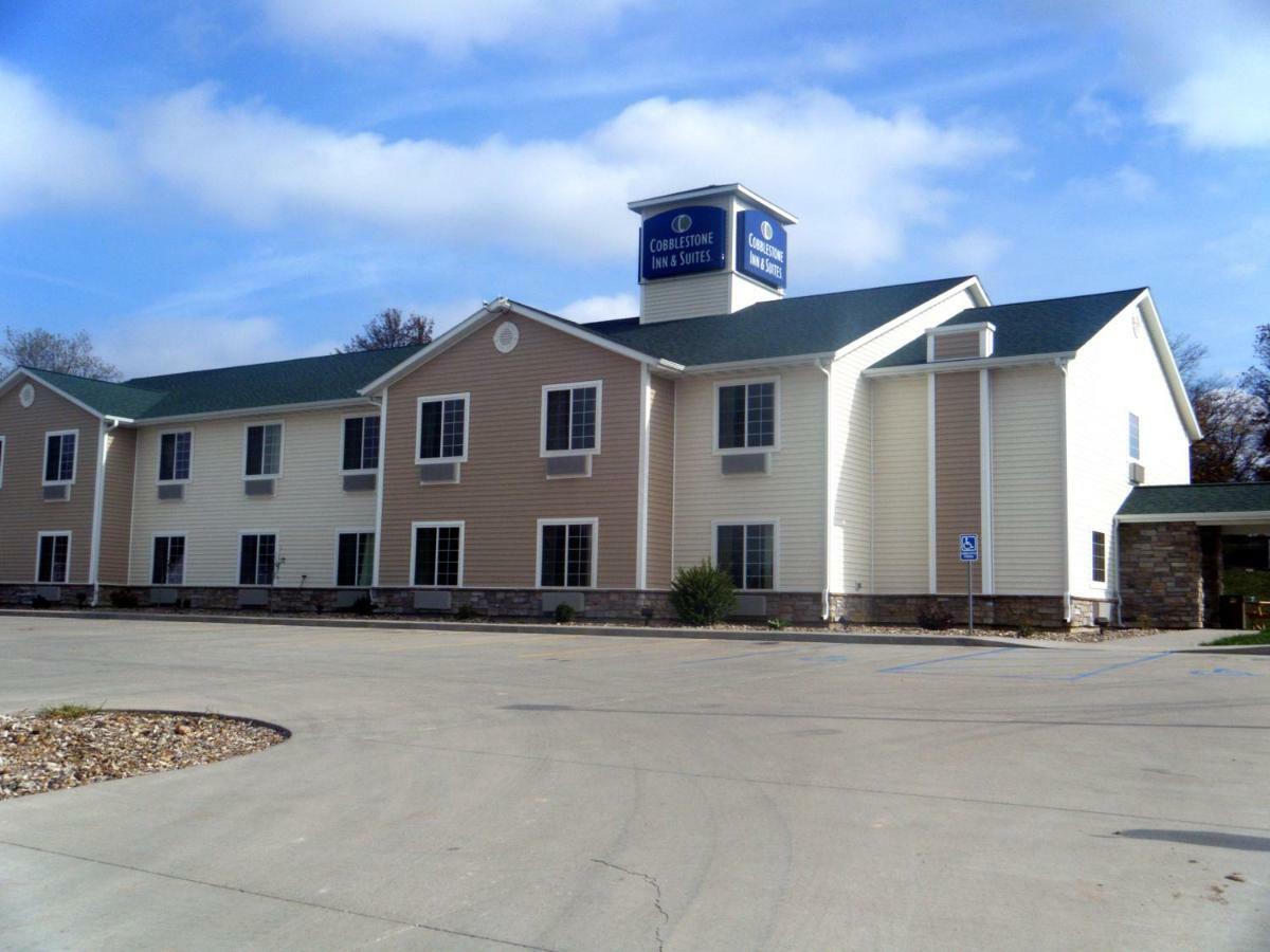 Cobblestone Inn & Suites - Bloomfield Exteriör bild